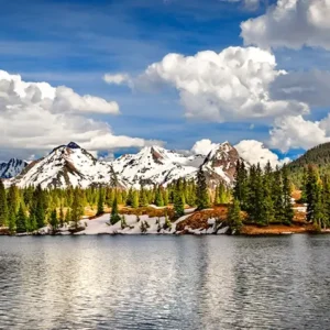 Molas LakeLisa Saines